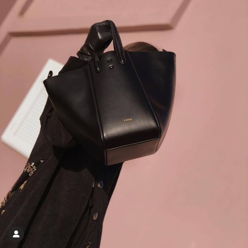 Xnihilo Eight Mini Black bag